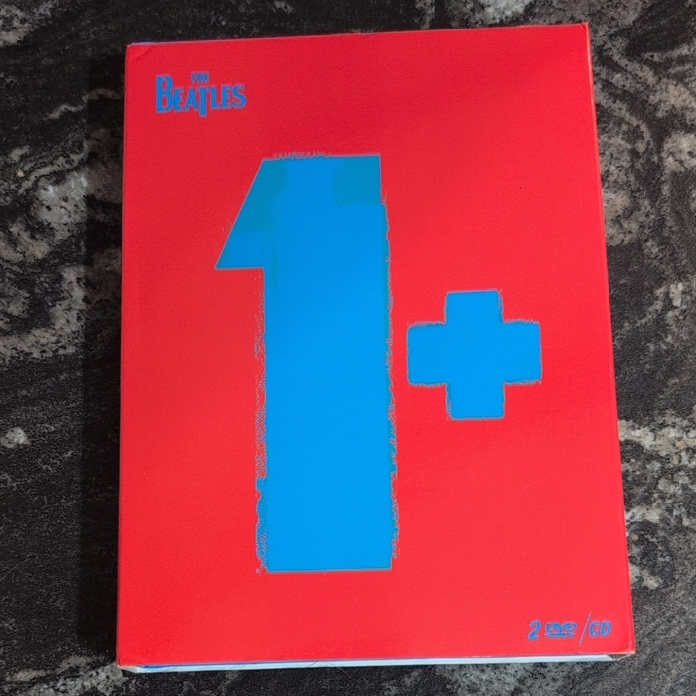 The Beatles Red and Blue 1+ CD Dvd Collection